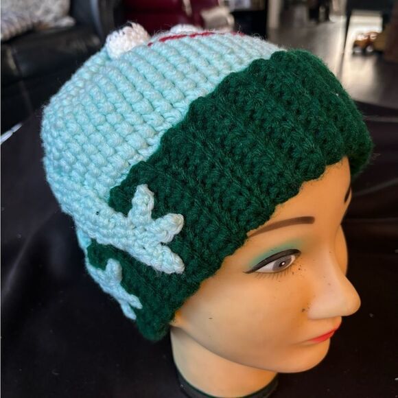 NEW Hand Crocheted Adult Frog Hat - Picture 7 of 10